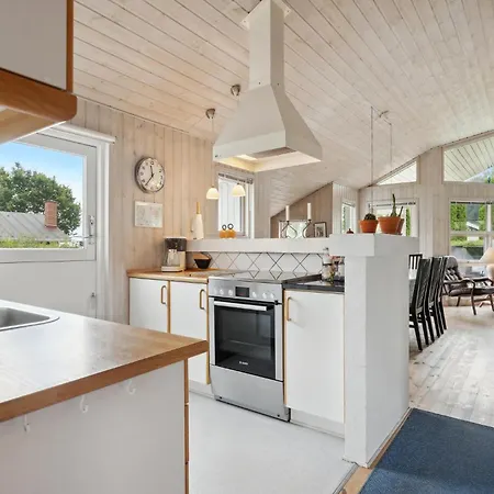 Amazing Home In Hejls With House Sea View Σπίτι διακοπών